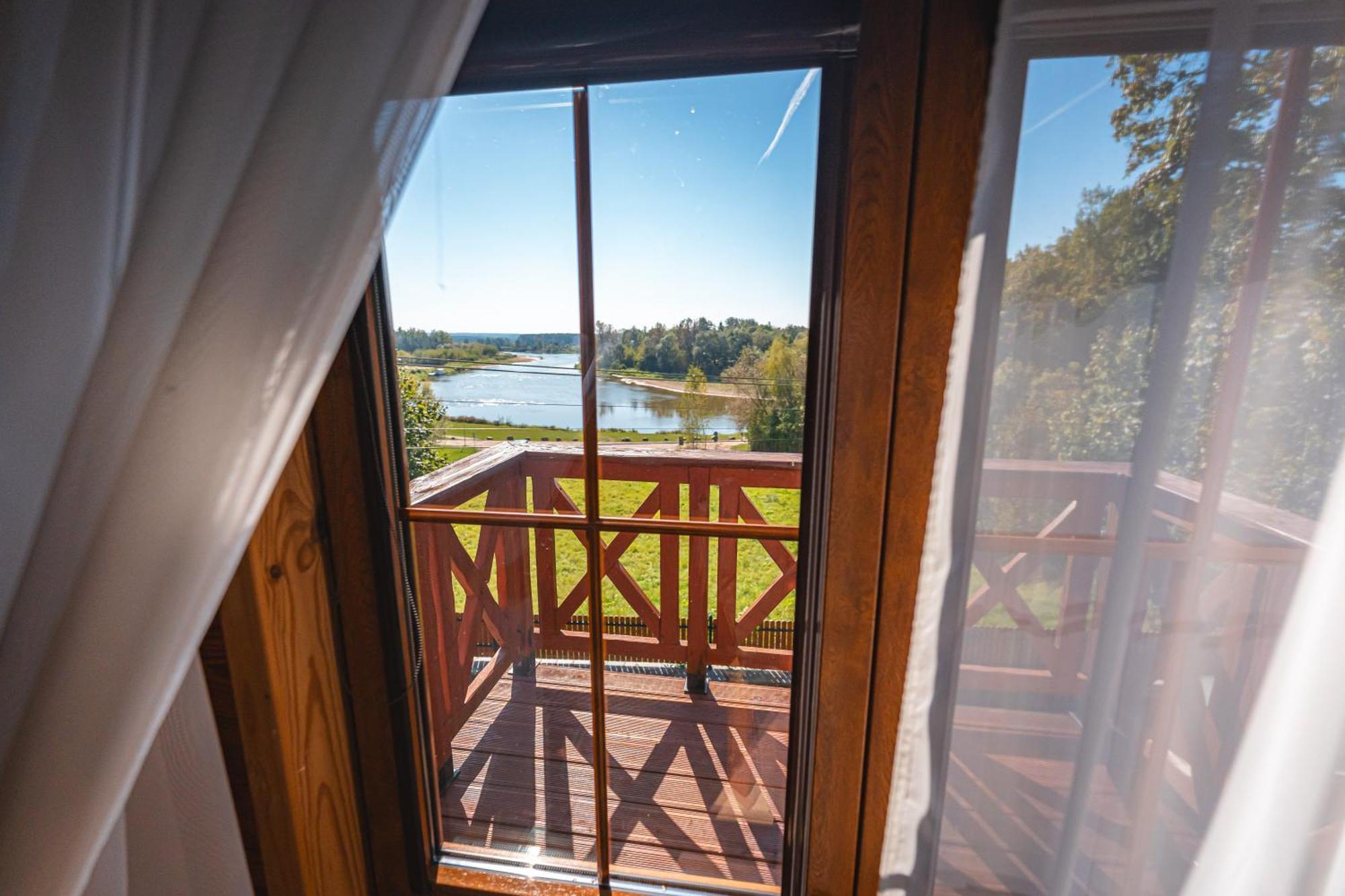 Bug Na Skarpie - Domek Wypoczynkowy Z Jacuzzi I Kominkiem Drohiczyn Exterior photo
